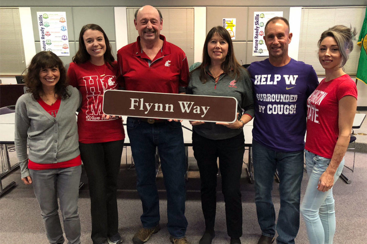 Barers of Maple Valley Maple Valley Honors Outgoing Congressman And