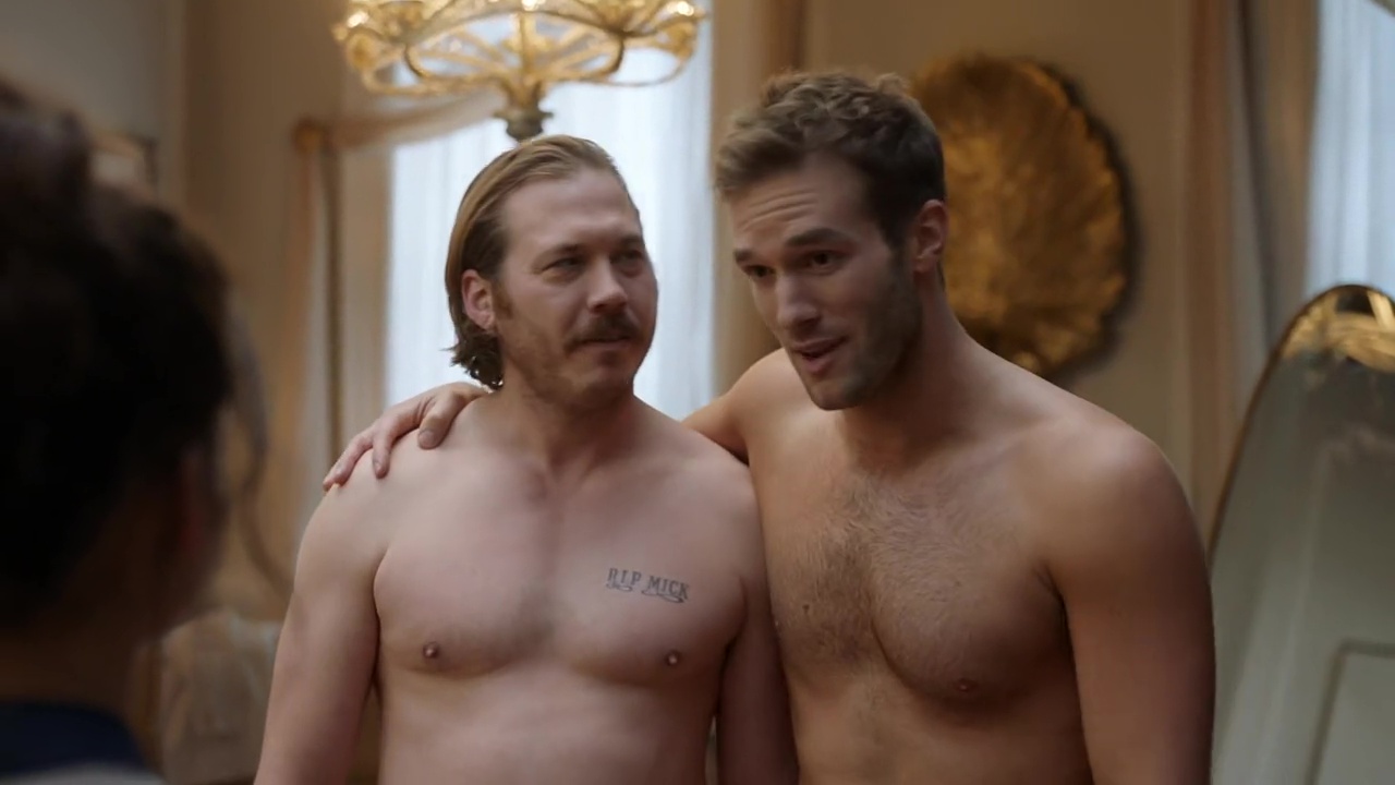 Andy Favreau and Scott MacArthur shirtless in The Mick 1-12 "The Wolf&...