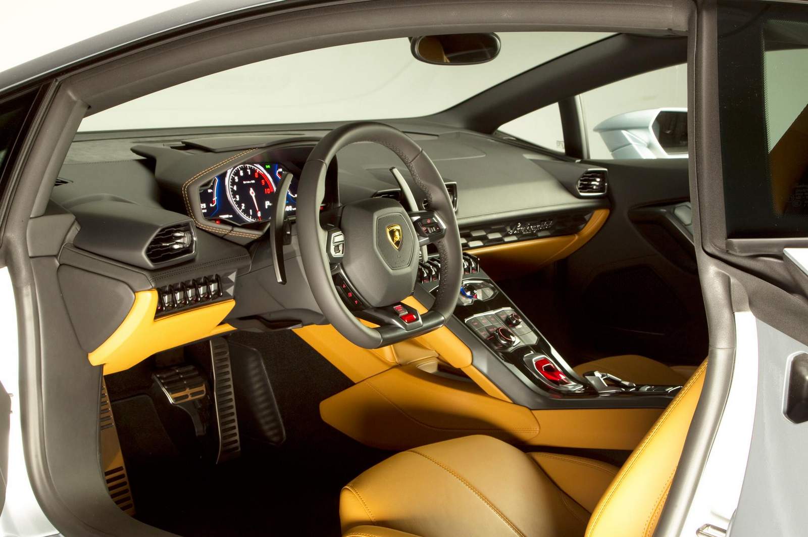 Huracan fotos do interior em detalhes Huracan fotos do interior em detalhes