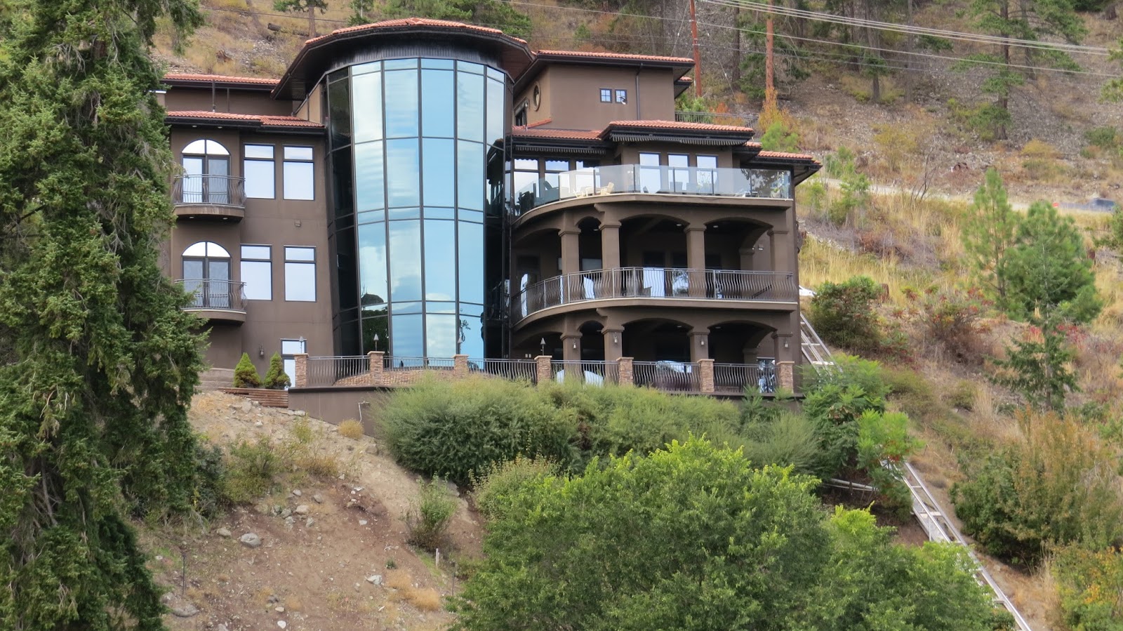 Barry's Travel Blog Quails Gate and Elton John?