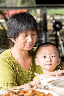 Image: Asian Grandma and Grandson, by lin2867 on Pixabay