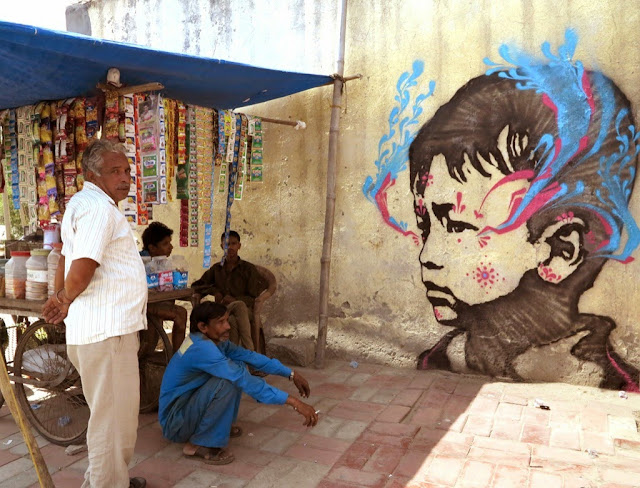 Colombian Street Artist Stinkfish Visits India Where He Dropped Several new Pieces. 1