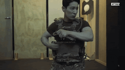 F37F4A22-8006-454D-91FA-E266F82FE031.gif