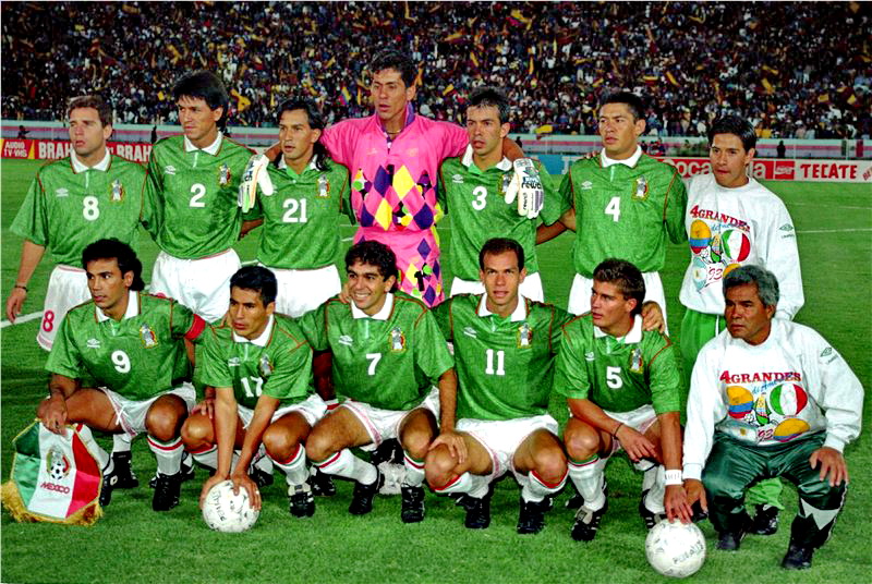 EQUIPOS DE FÚTBOL: SELECCIÓN DE MÉXICO contra Ecuador 30/06/1993 Copa