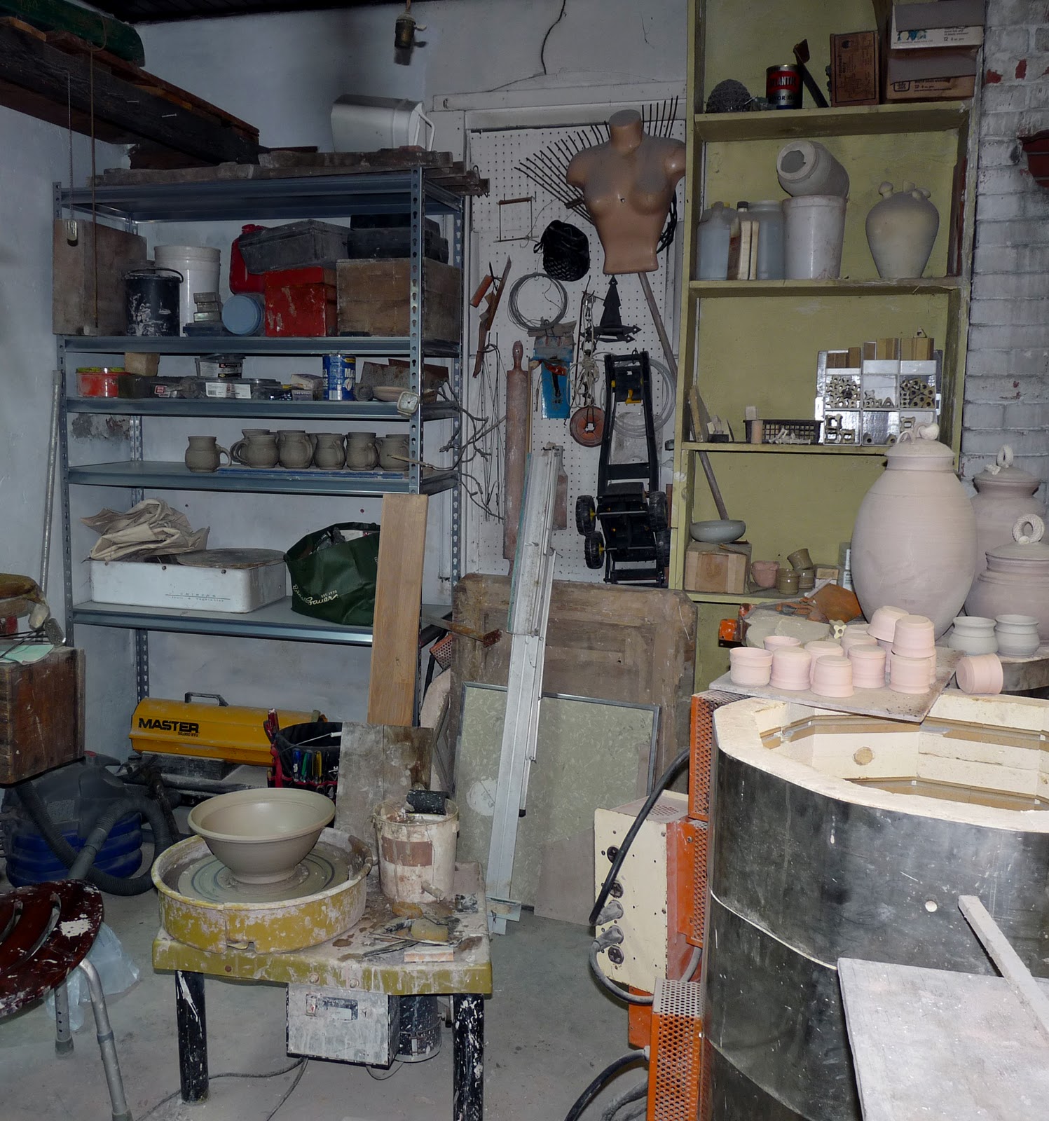 Pic Works Pottery Studio Clean up
