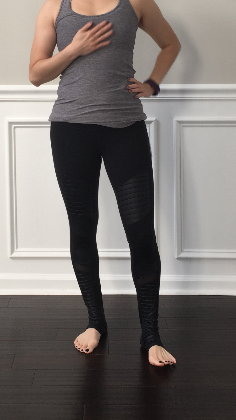 why do my leggings bunch up at the knees