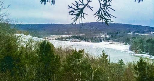 Lake Zoar from the Pomperaug Trail