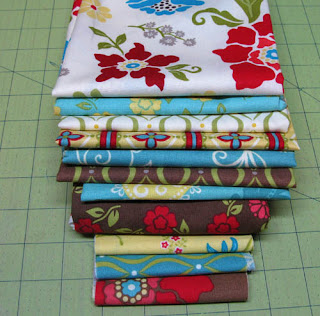 Pleasant Summer House by Heather Mulder Peterson Pleasant Summer House by Heather Mulder Peterson