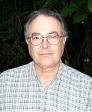  adalah seorang insinyur pertanian asal Brasil Warwick Estevam Kerr - Ahli Genetika Brasil