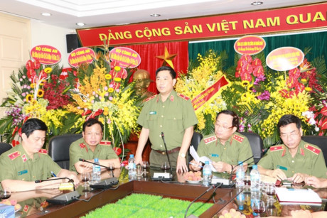 Nguoi lam bao phai khong ngung vuon len, xay dung chien luoc phat trien phu hop - Anh 2