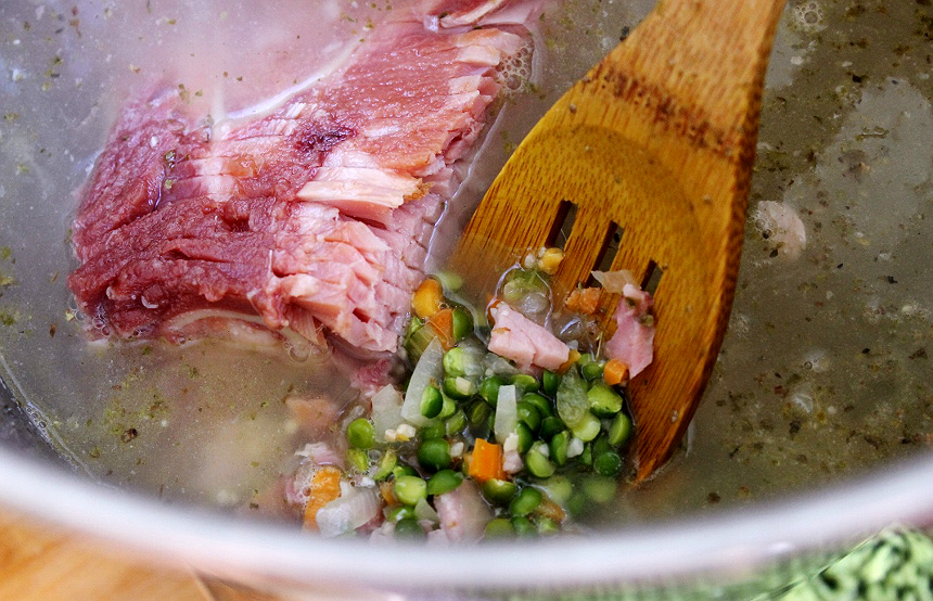Momma Told Me Kicking Holiday Heartburn + Split Pea Soup From Scratch Recipe