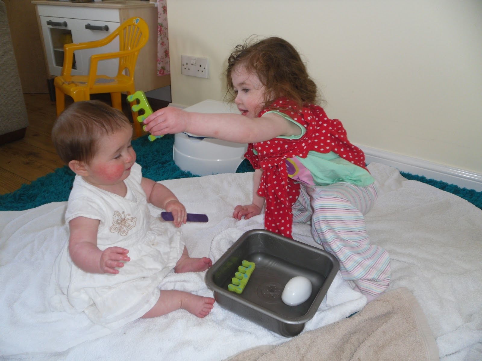 Poppet and Little Foot Spa Water Play