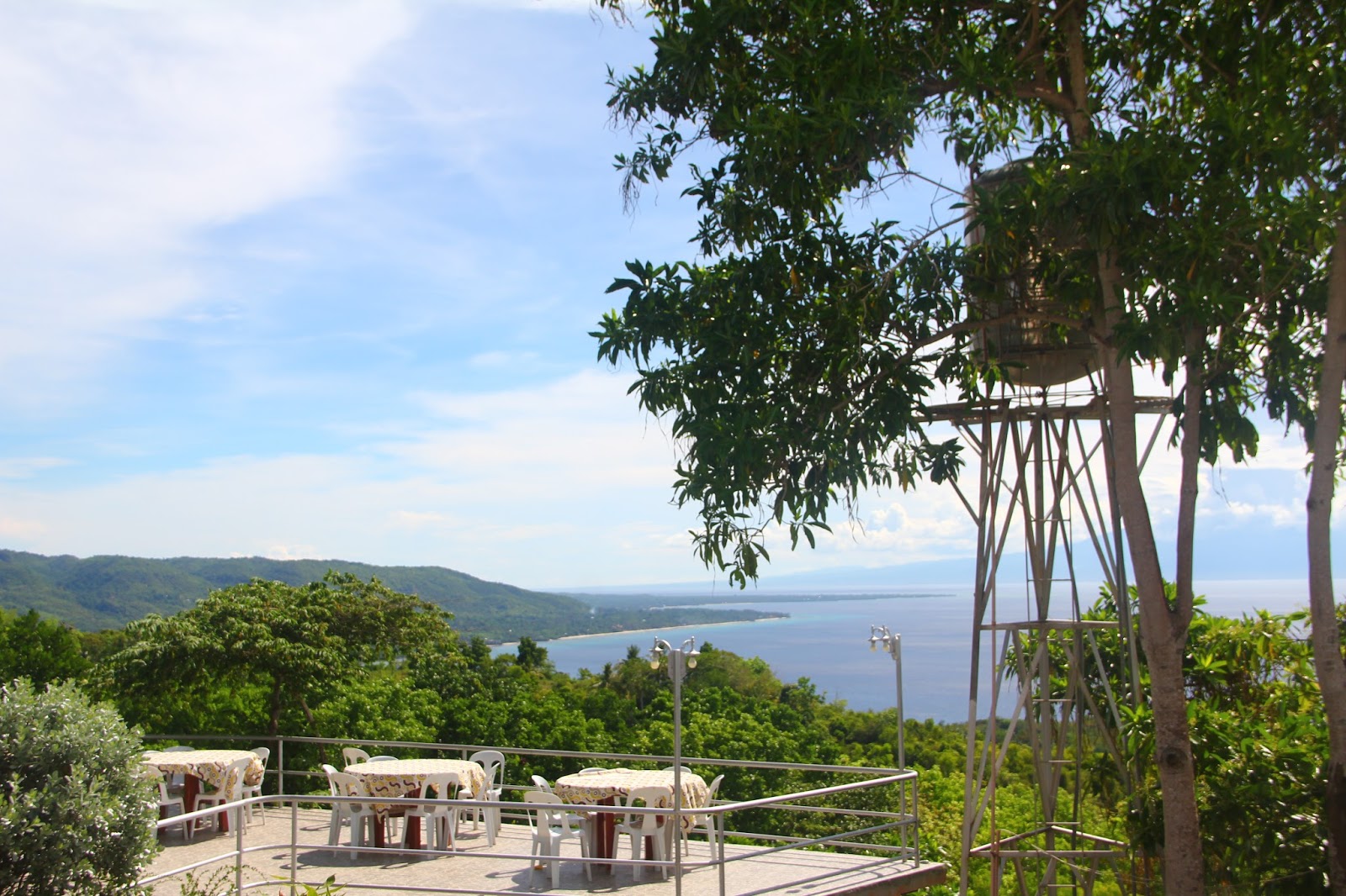 A Taste of Larena’s Triad Restaurant in Siquijor for Lunch