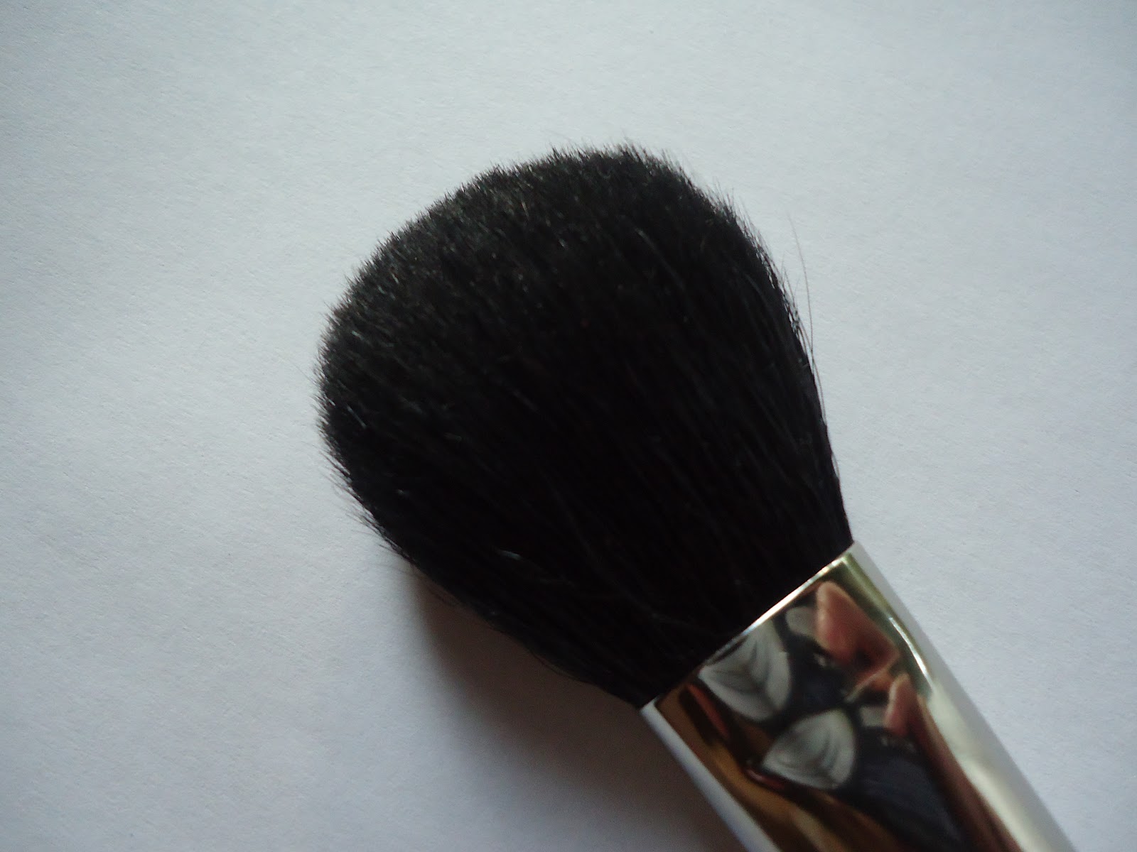 Misscouture17 MAC 116 Blush Brush Review!