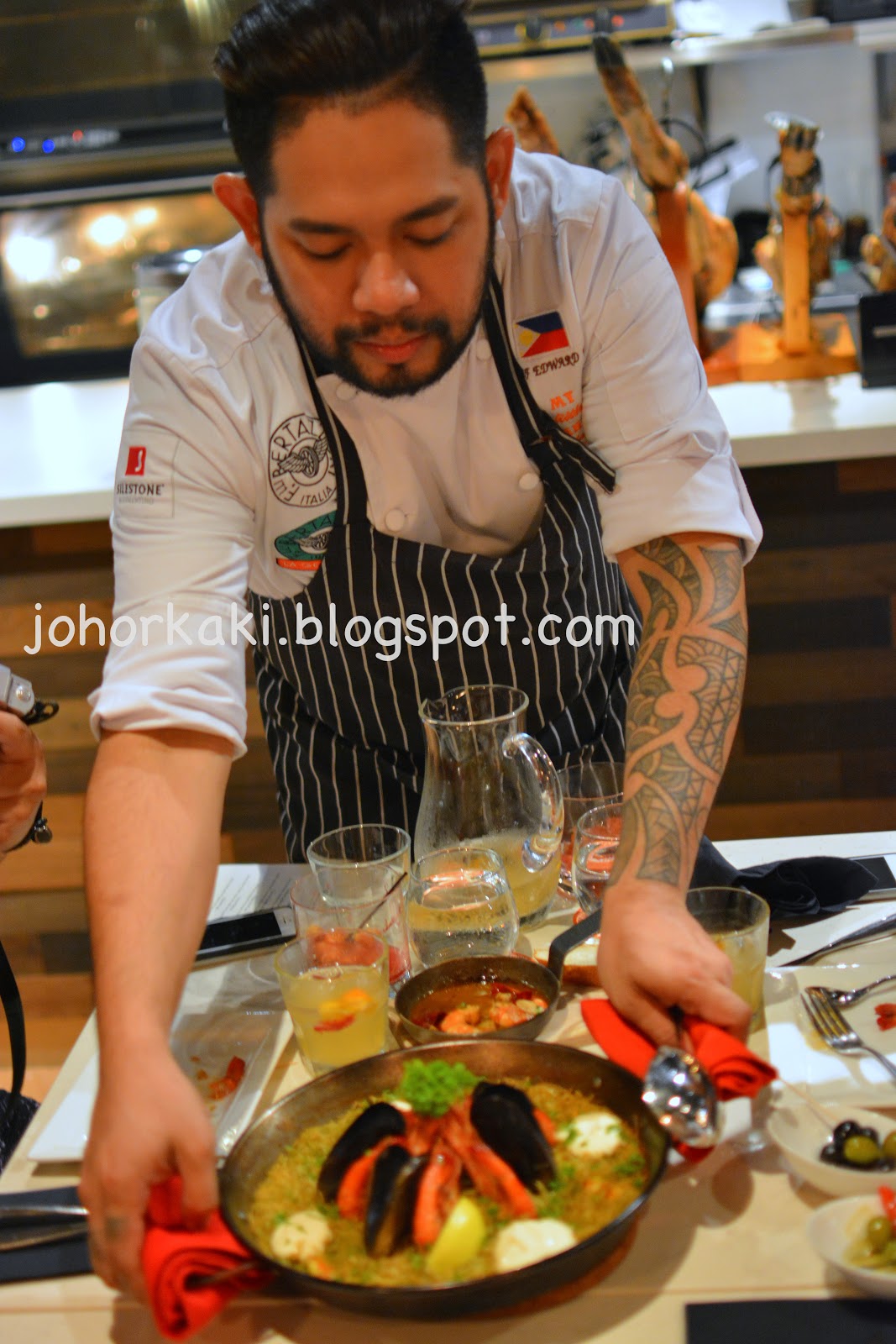 My Little Spanish Place Restaurant Boat Quay Singapore Tony Johor