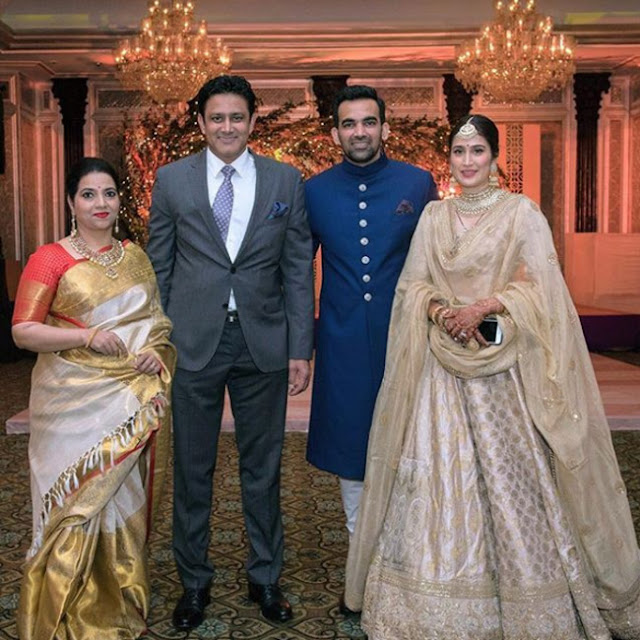 anil-kumble-with-wife-chethana-at-zaheer-khan-and-sagarika-ghatges-wedding-reception