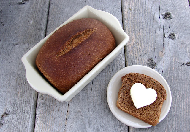 Black Bread from @katrinaskitchen