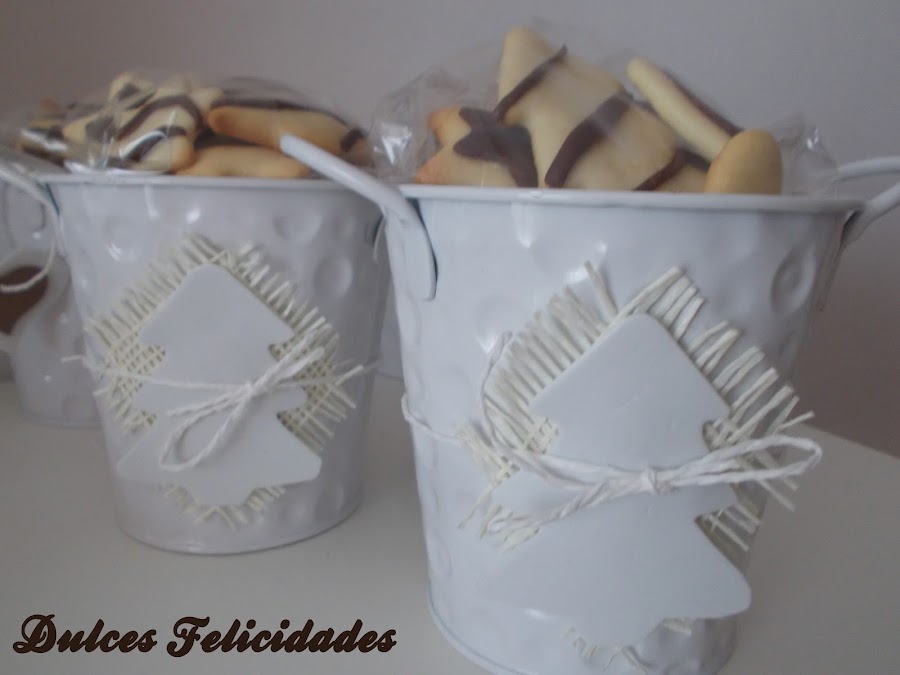 Macetas de galletas navideñas