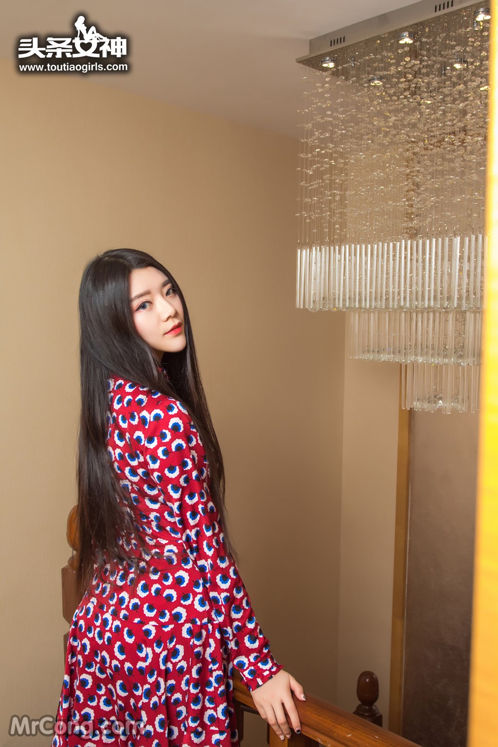 TouTiao 2017-01-02: Model Lin Lei (林蕾) (27 photos) photo 1-11