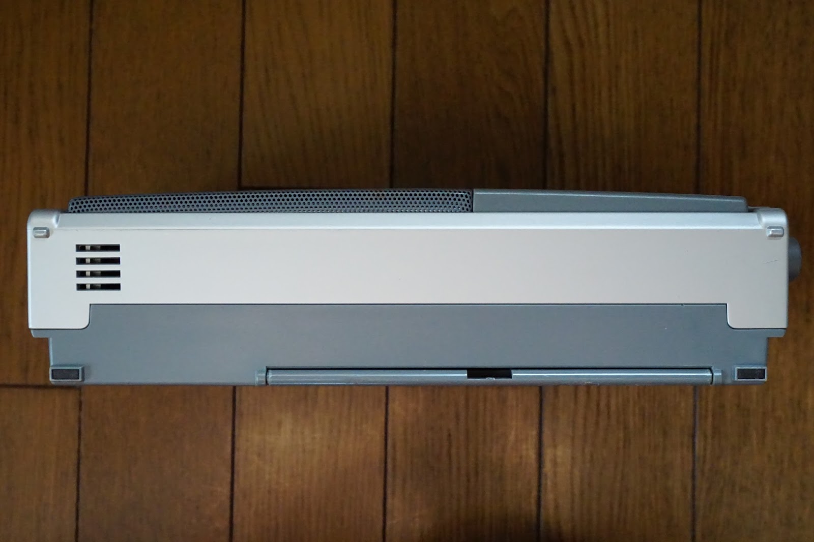 注目の福袋！ SONY シンセサイザーチュナーホームラジオ ICF-M770V