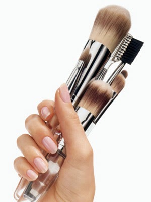 How to Clean Makeup Brushes - How Often Should You Clean Makeup Brushes