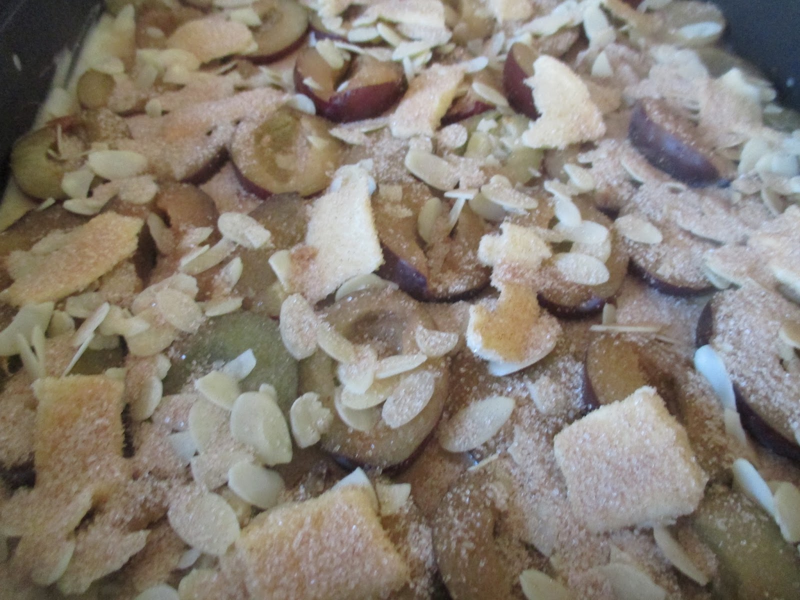 Pflaumenkuchen mit Butter und Mandeln – glatzkoch.de