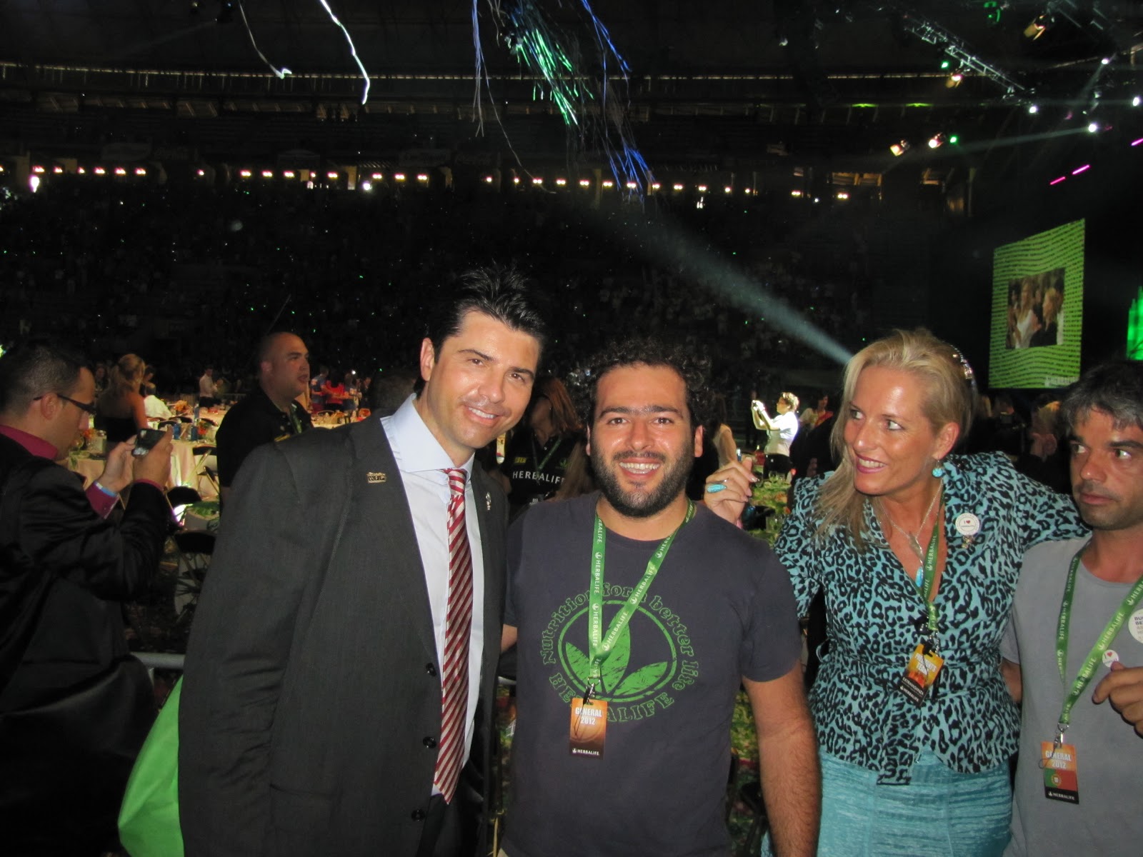 Shake your style A Família Herbalife Herbalife Family, Extravaganza