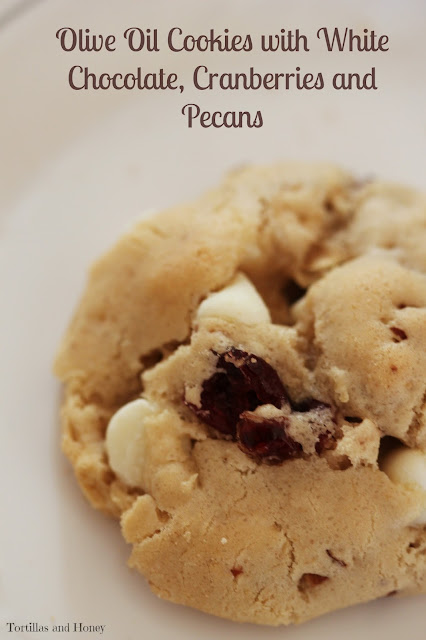 Olive Oil Cookies with White Chocolate Cranberries and Pecans | Tortillas and Honey | #shop