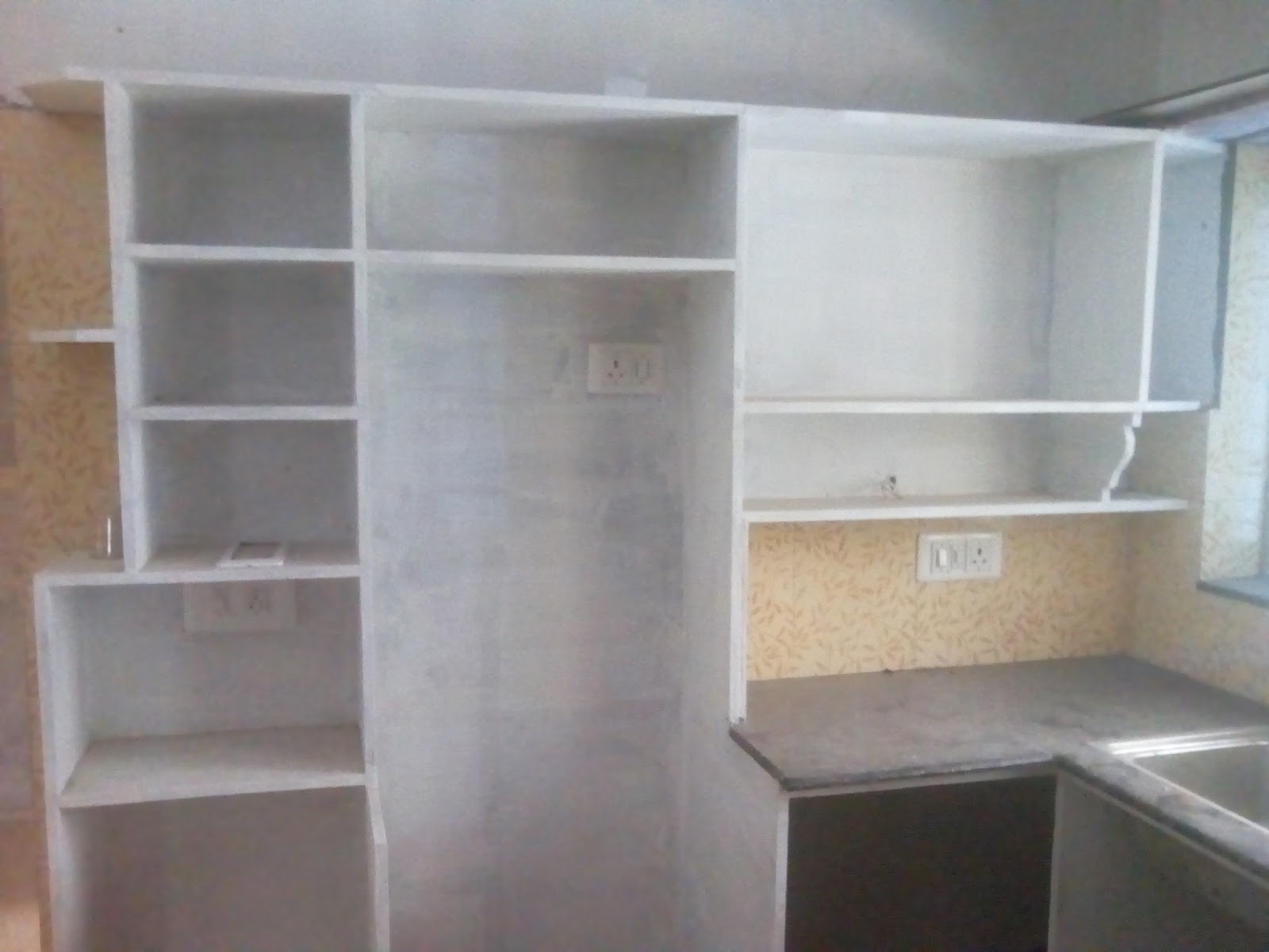 EMEES FEROSLAB WORKS Kitchen Before fitting doors