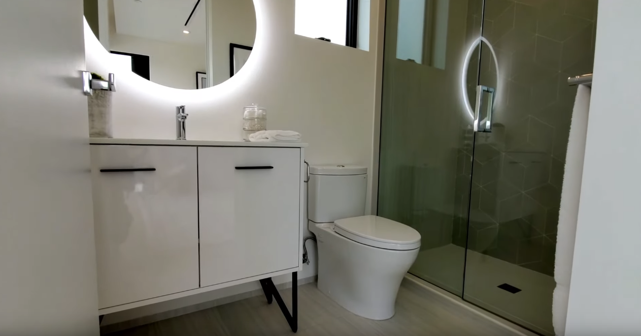 51 Photos vs. $6.4 Million Jaw Dropping Modern Residence in Los Angeles | LUXURY LISTING - Luxury Home & Interior Design Tour 51 Photos vs. $6.4 Million Jaw Dropping Modern Residence in Los Angeles | LUXURY LISTING - Luxury Home & Interior Design Tour