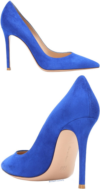 ♦Gianvito Rossi Gianvito blue suede pumps #pantone #shoes #blue #brilliantluxury