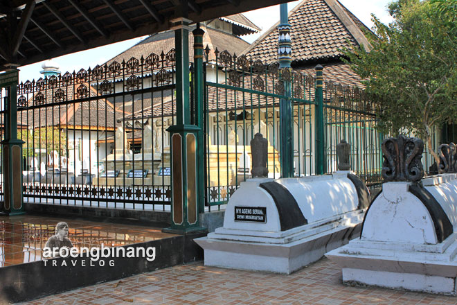 makam raja-raja demak