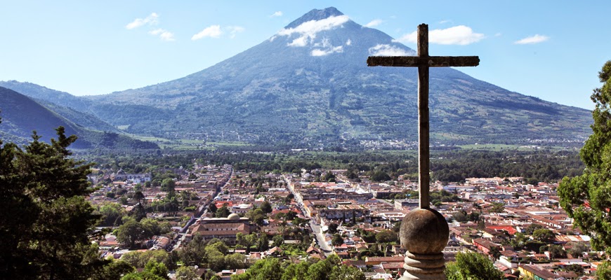 La ciudad Antigua de Guatemala desde el Cerro de la Cruz