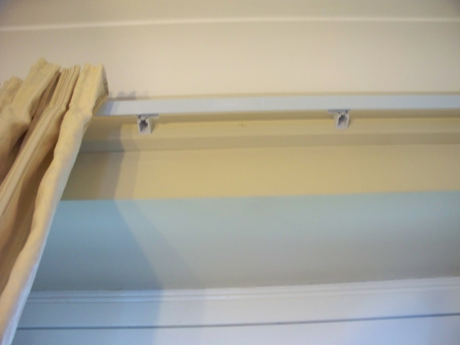 Lavender Attic Cosy & Thrifty Door Curtain