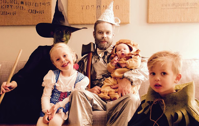 Family Costume 2015. The Wizard of Oz. Wicked witch, Tin Man, Lion, Scarecrow and of course, Dorothy.