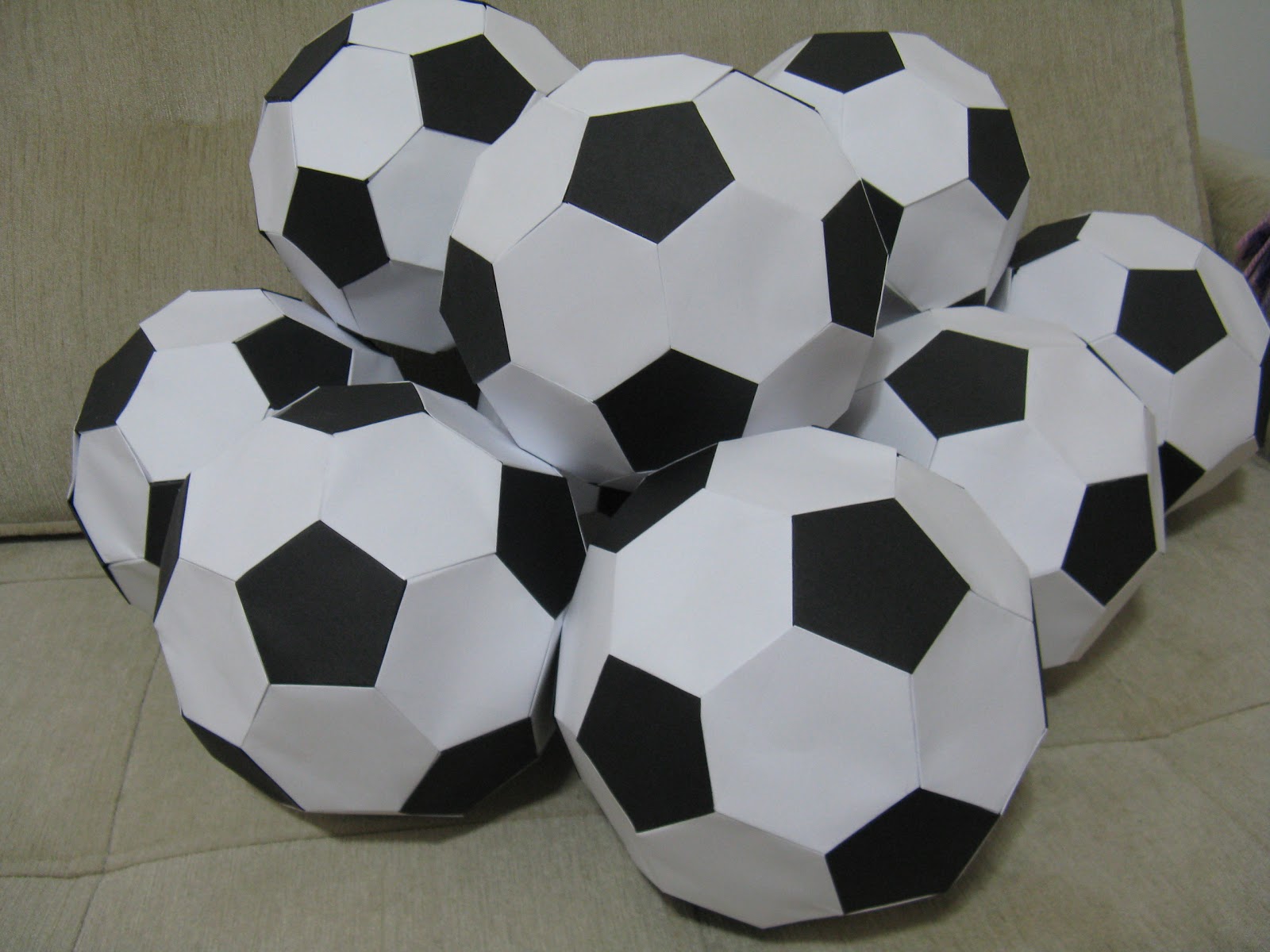 Origami by Tchami Bola de Futebol