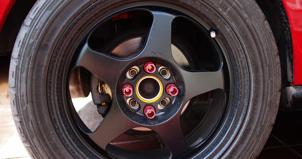 Honda CIVIC EG6: EG6 Rear Disc Upgrade