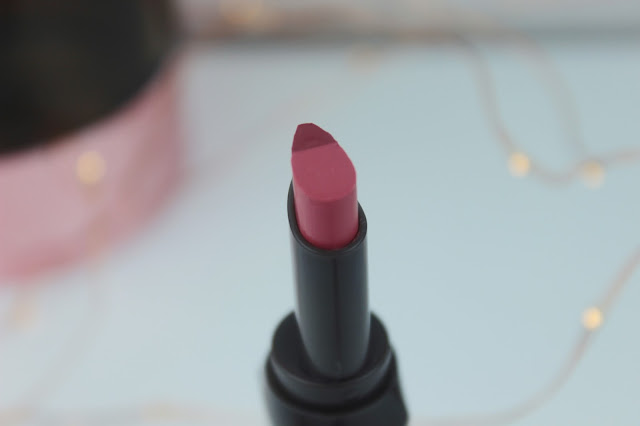 Benefit They're Real! Double the Lip close up Benefit They're Real! Double the Lip in Lusty Rose close up