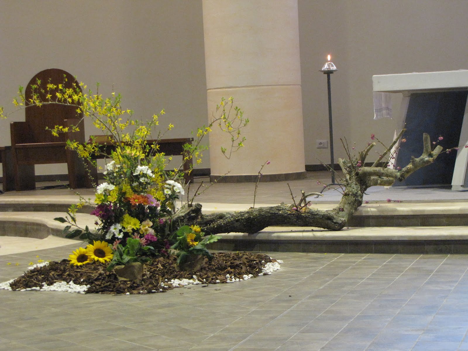 Arte Floreale per la Liturgia: Pasqua 2012 (parrocchia SS.Salvatore