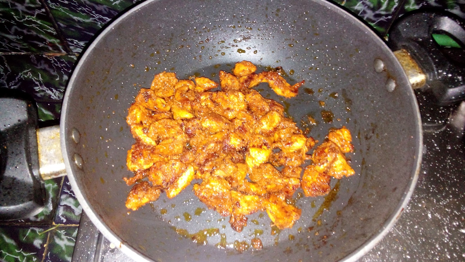 shaziya'srecipes PAN FRIED CHICKEN TIKKA RECIPE