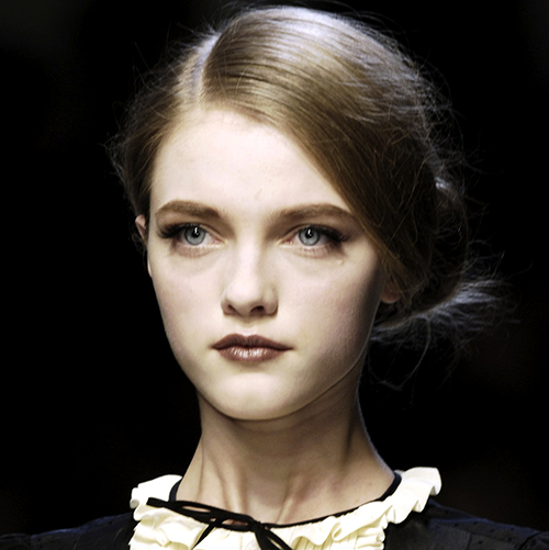 Modèle à l'honneur Les mannequins russes