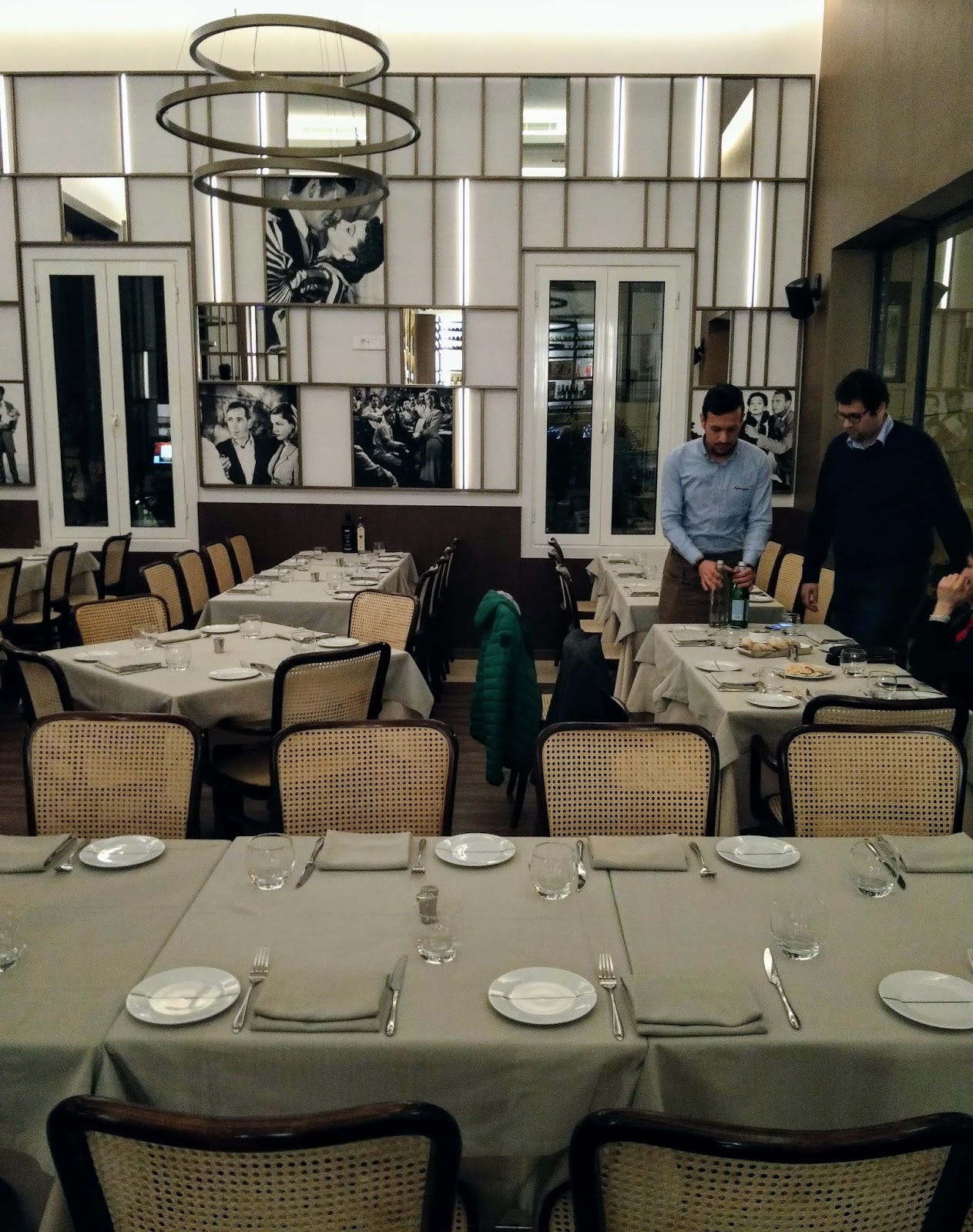 When Paper Moon Hits Your Eye (and Stomach), That's Amore