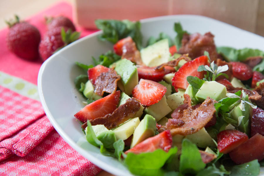 Ganz einfache Küche: Erdbeer-Avocado-Salat