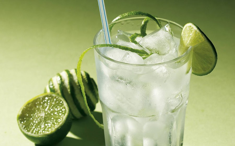 CÓCTEL CAIPIRINHA