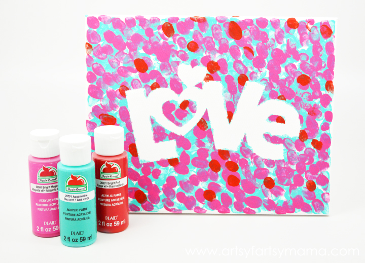 Easy Valentines Fingerprint Canvas at artsyfartsymama.com #kidscrafts #Valentines #plaidcrafts