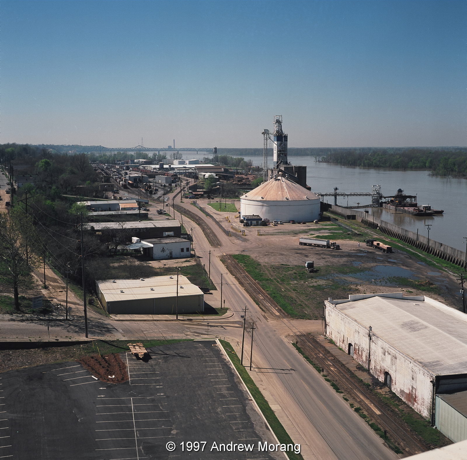 Harrahs casino at vicksburg ms stations casino bankruptcy