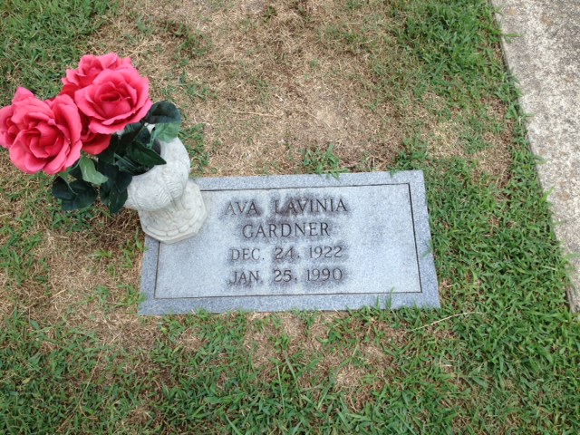 Ava's Gravesite