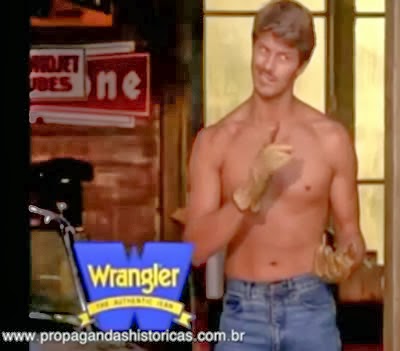 Propaganda sensual dos jeans Wrangler nos anos 90