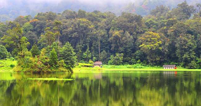 20 TEMPAT WISATA ALAM DI BANDUNG JAWA BARAT, MENARIK