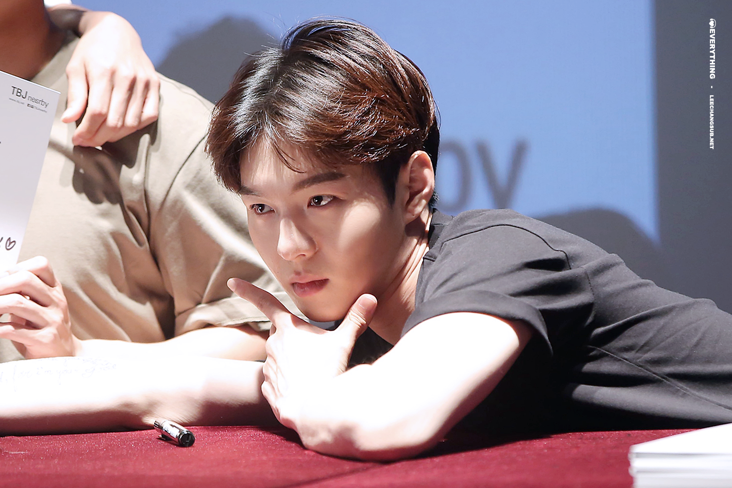 theqoo inserted image